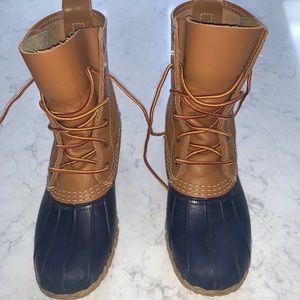 L.L Bean Women’s Duck Boots - 6 Narrow